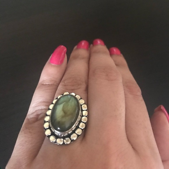 Labradorite ring - Picture 3 of 6